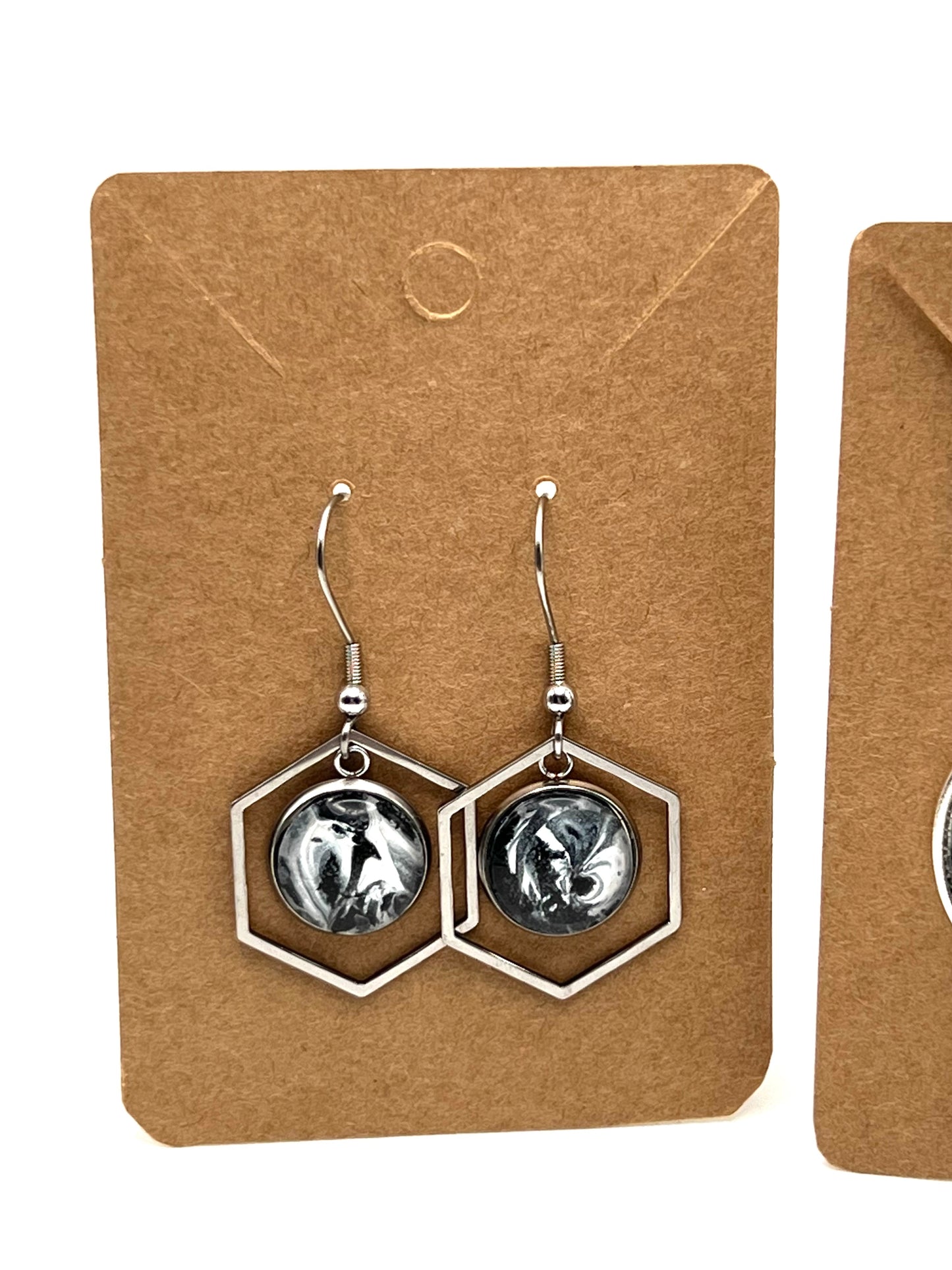 Black and White Jewelry Set