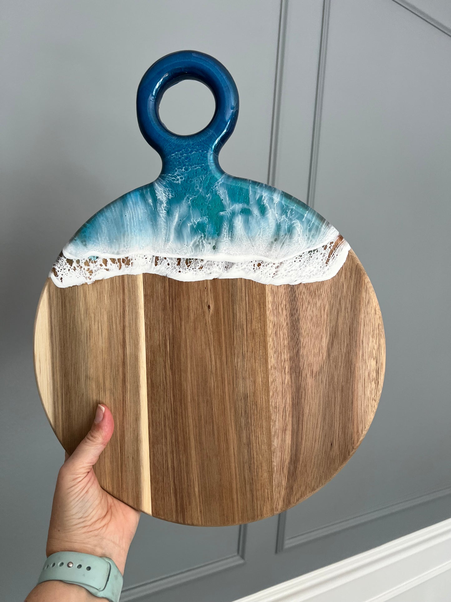 Round Ocean Charcuterie Board